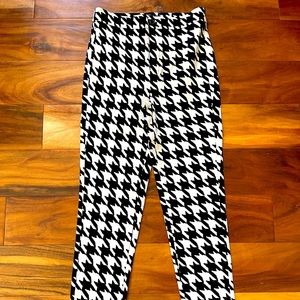 Forever 21 Retro Houndstooth pants.